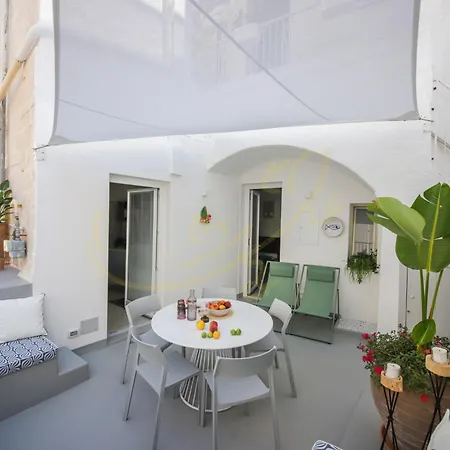 Td Casa Marea Seaside View In Prime Location